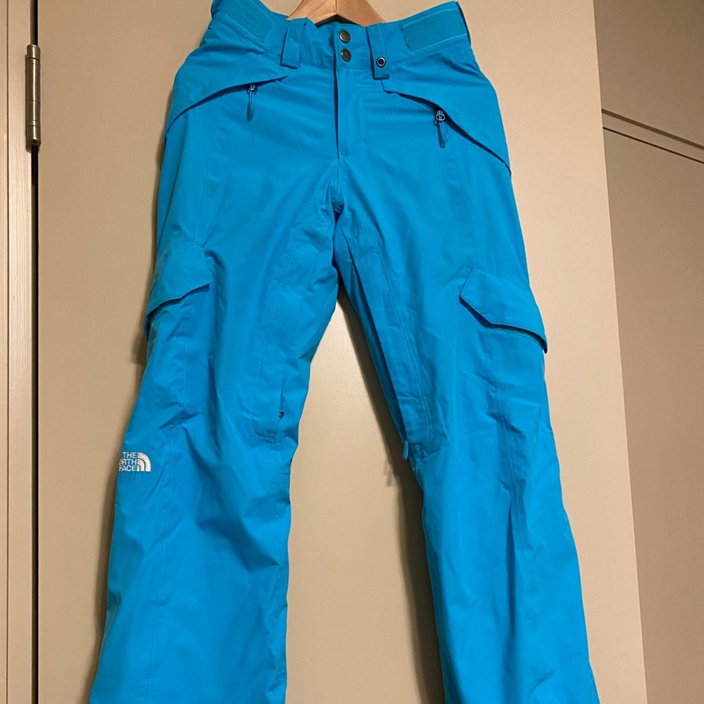 The NORTH FACE women’s XS blue snow pants